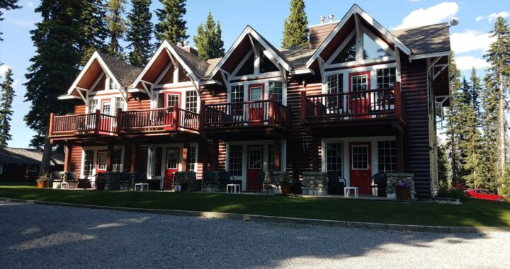 lake louise canada