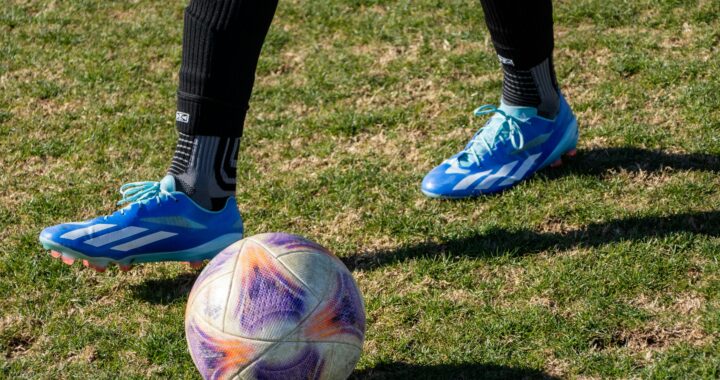 football boots for men