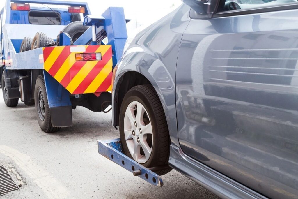 Wheel-lift-towing-service